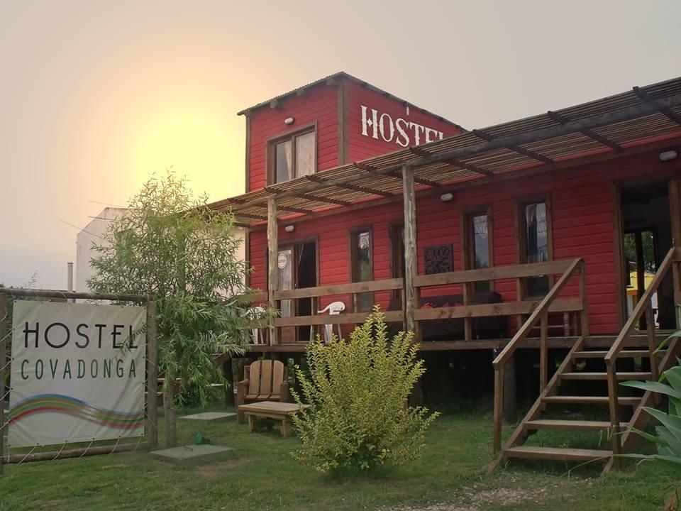 Hostel Covadonga La Pedrera Eksteriør bilde